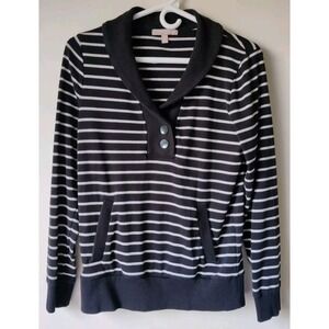 Banana Republic‎ Black & Cream Striped V-Neck Long Sleeve Sweater Button Accent